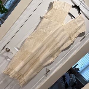 Elegant Cream Sleeveless Dress
